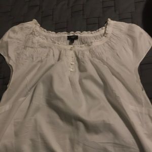Talbots white cotton shell. Size 1X. Like new.